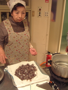 若柳金成商工会女性部 「150年前のお菓子づくり講習会」