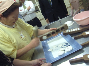若柳金成商工会 「150年前のお菓子作り」