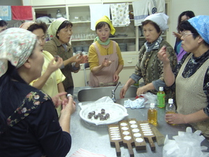 若柳金成商工会 「150年前のお菓子作り」